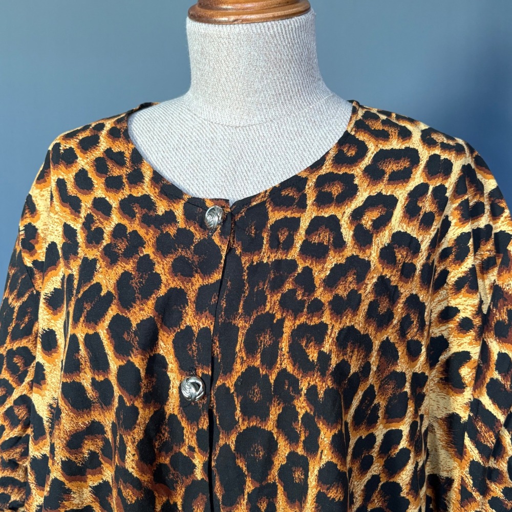 FAD Vintage Cheetah Print Blouse | Size 2X| Brown Satin Gold Button